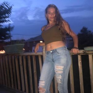 Meet your Posher, Lydia